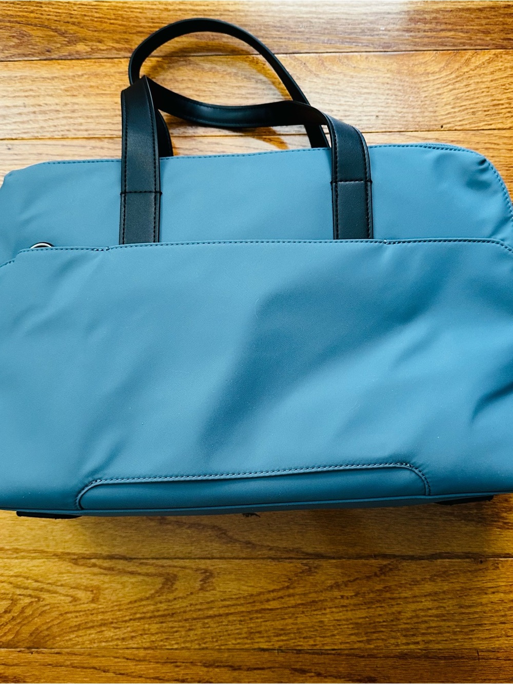 AWAY - The Everywhere Bag - Picture 2 of 8